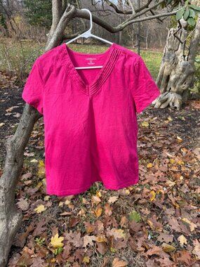 Croft & Barrow Magenta T-Shirt